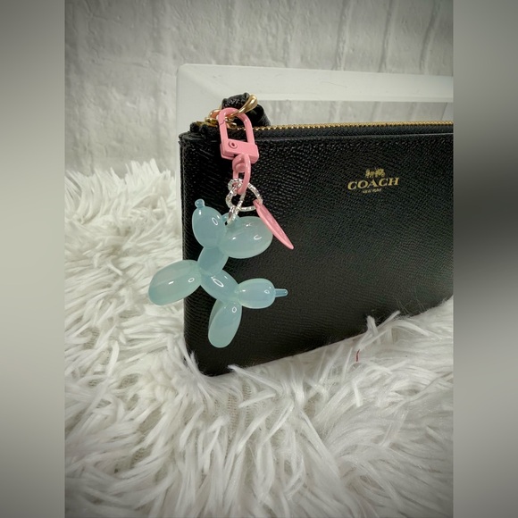 Balloon Dog Bag Charm/Keychain - Picture 2 of 15